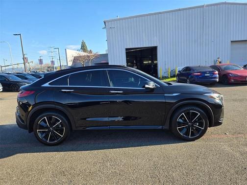 2022 INFINITI QX55 ESSENTIAL