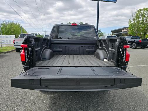 Agate Black Metallic 2025 Ford F-150 Lightning Flash