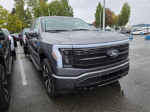 2025 Ford F-150 Lightning Platinum