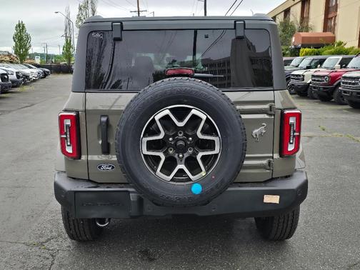Gray 2026 Ford Bronco Outer Banks
