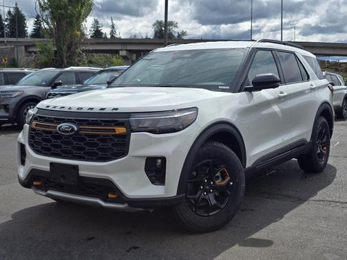 Star White 2026 Ford Explorer Tremor