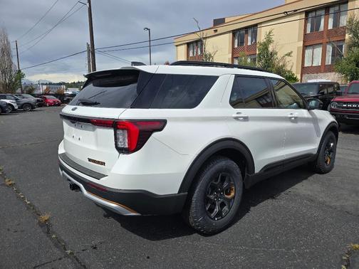 Star White 2026 Ford Explorer Tremor