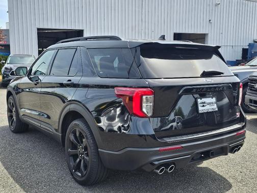 Agate Black 2023 Ford Explorer ST