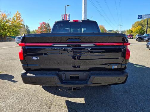 2025 Ford F-150 Lightning Platinum