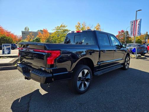 2025 Ford F-150 Lightning Platinum