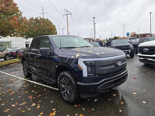 2025 Ford F-150 Lightning Flash
