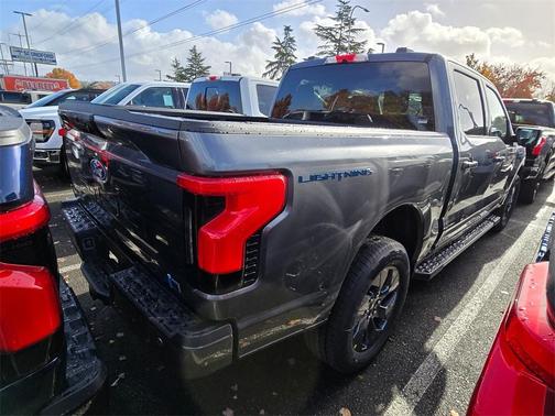 2025 Ford F-150 Lightning Flash