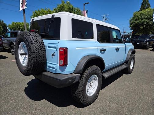 2025 Ford Bronco Heritage Edition