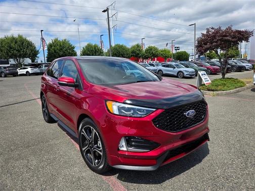 2019 Ford Edge ST
