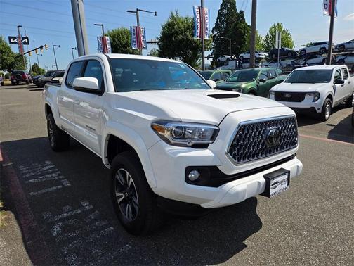 2018 Toyota Tacoma TRD Sport
