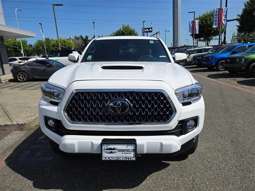 2018 Toyota Tacoma TRD Sport