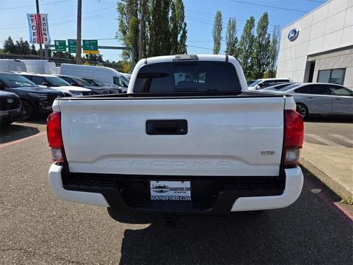 2018 Toyota Tacoma TRD Sport
