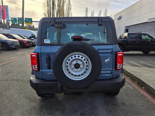 2025 Ford Bronco Base