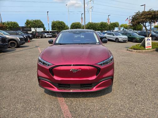 2025 Ford Mustang Mach-E Premium
