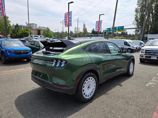 2025 Ford Mustang Mach-E GT
