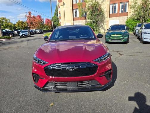 2025 Ford Mustang Mach-E GT