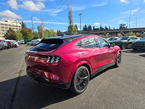 Molten 2025 Ford Mustang Mach-E GT