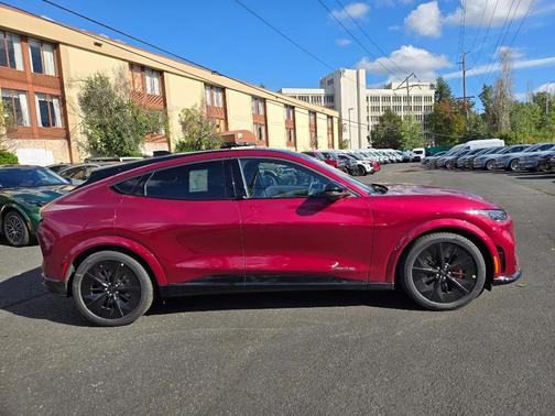 Molten 2025 Ford Mustang Mach-E GT