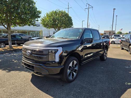 2025 Ford F-150 Lightning Platinum
