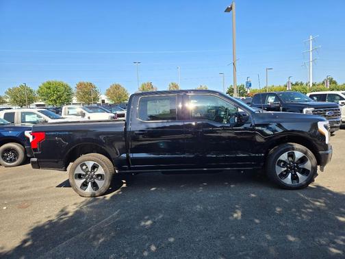 Agate Black Metallic 2025 Ford F-150 Lightning Platinum