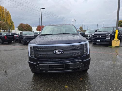 2025 Ford F-150 Lightning Flash