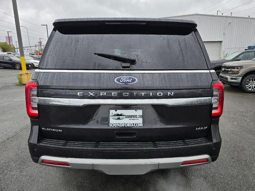 2023 Ford Expedition Max Platinum