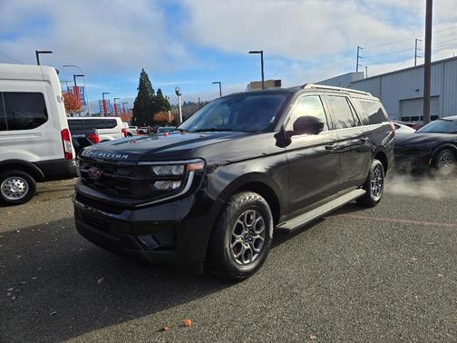 Agate Black Metallic 2025 Ford Expedition Max Active
