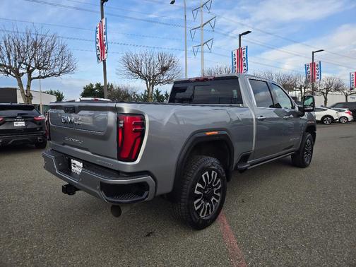 2024 GMC Sierra 2500 Denali Ultimate