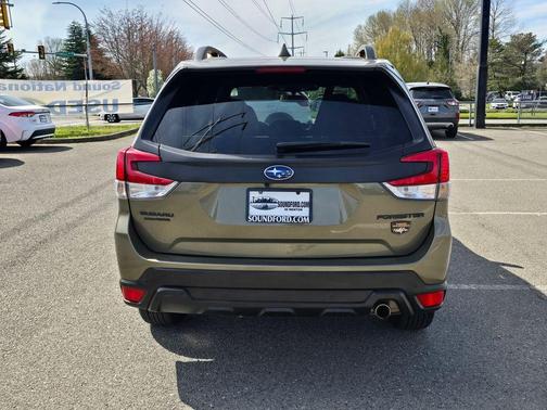 Autumn Green Metallic 2022 Subaru Forester Wilderness