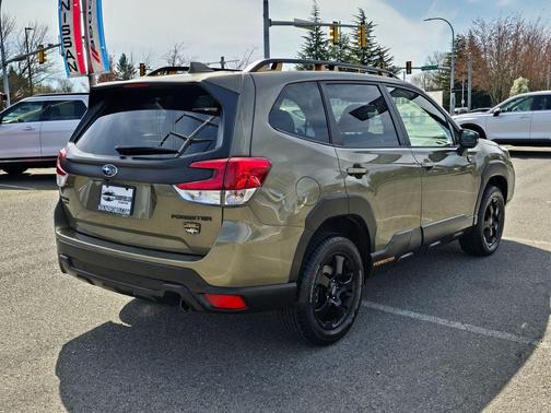 Autumn Green Metallic 2022 Subaru Forester Wilderness