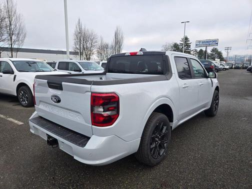 2026 Ford Maverick Lobo Standard