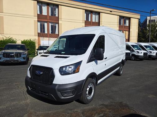 2025 Ford Transit-250 148 WB Medium Roof Cargo