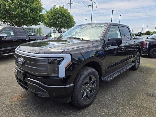 2025 Ford F-150 Lightning LARIAT