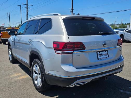 Reflex Silver Metallic 2018 Volkswagen Atlas 3.6L SEL