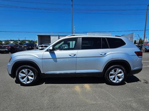 Reflex Silver Metallic 2018 Volkswagen Atlas 3.6L SEL