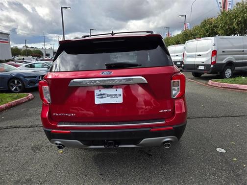 2022 Ford Explorer Platinum