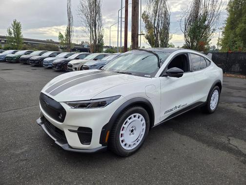 2025 Ford Mustang Mach-E GT