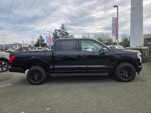 2025 Ford F-150 Lightning XLT