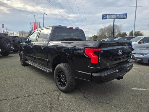 2025 Ford F-150 Lightning XLT