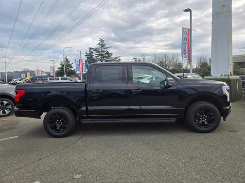 2025 Ford F-150 Lightning XLT