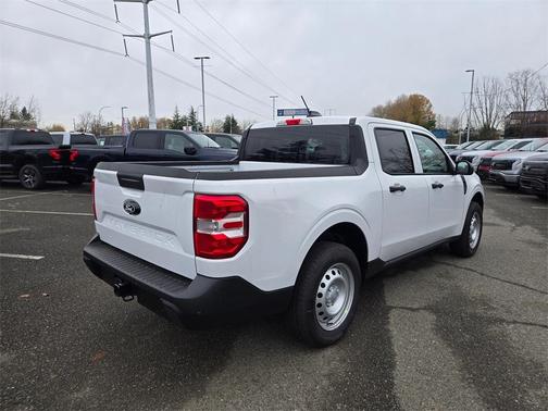 2025 Ford Maverick XL