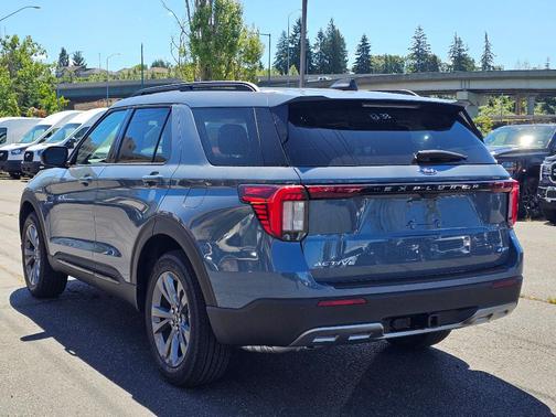 Vapor Blue 2026 Ford Explorer Active
