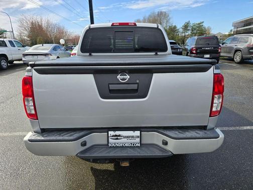 2015 Nissan Frontier SV