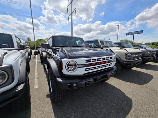 2025 Ford Bronco Heritage Edition