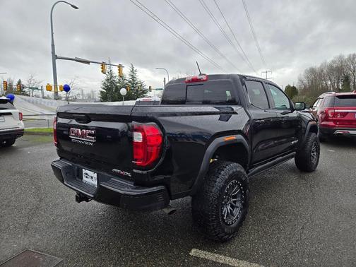 2024 GMC Canyon AT4X