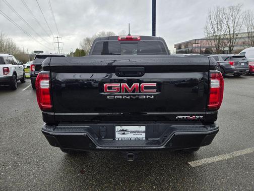 2024 GMC Canyon AT4X