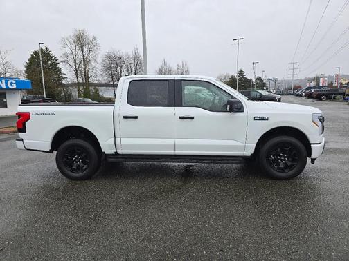 2025 Ford F-150 Lightning XLT