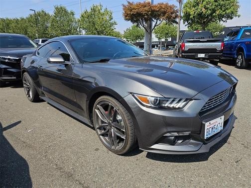 2017 Ford Mustang EcoBoost Premium