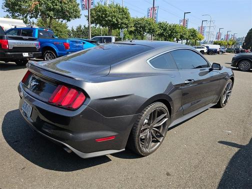 2017 Ford Mustang EcoBoost Premium