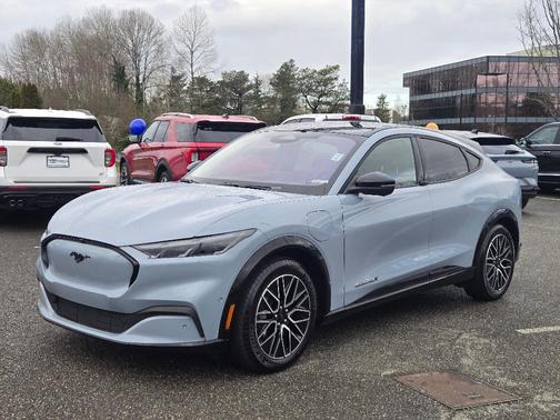 2024 Ford Mustang Mach-E Premium